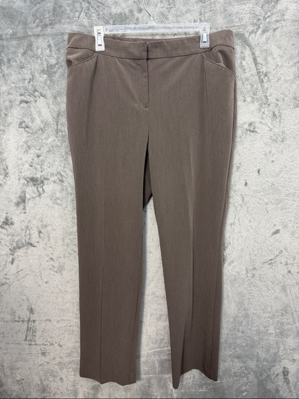 Chico's sz Lg Straight-Leg Dress Pants in Taupe